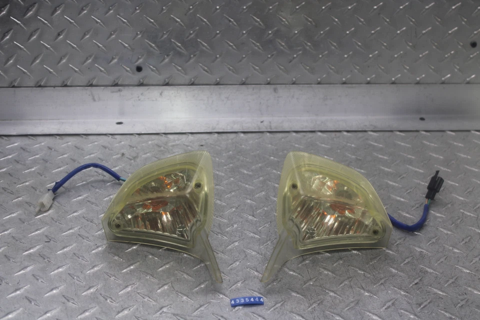 Kymco Vitality 50 2005 intermitentes traseros funcionamiento video Foto 1 de 4