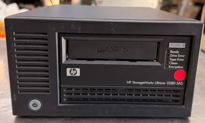 Unidad de cinta externa HP StorageWorks Ultrium 3280 LTO-5 SAS | EH900A | 587238-001 Foto 1 de 4