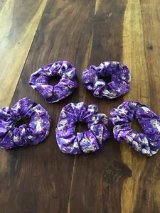 Swears D scrunchies - Picture 1 of 2