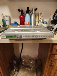 Sony ICF-CD555TV Under Cabinet AM/FM Radio LCD TV CD Player No Remote - Picture 1 of 9