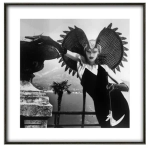 Helmut Newton, 'Hat', Fine art print, Various sizes - Picture 1 of 3