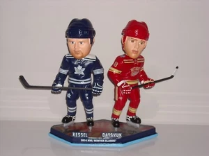 PHIL KESSEL PAVEL DATSYUK Dual Bobblehead 2014 Winter Classic Detroit & Toronto - Picture 1 of 3