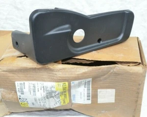 2001-2005 Pontiac GM Aztek/ Buick Rendezvous Rear Seat Side Cover Right  NOS OEM - Picture 1 of 11