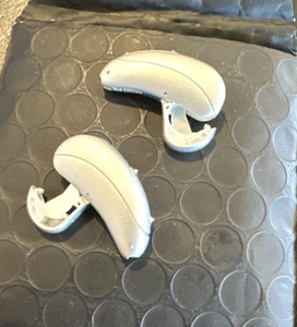 Unitron DX Moxi Fit 3 Hearing Aids (312 Battery) Silver *Factory Refurbished* - Picture 1 of 4