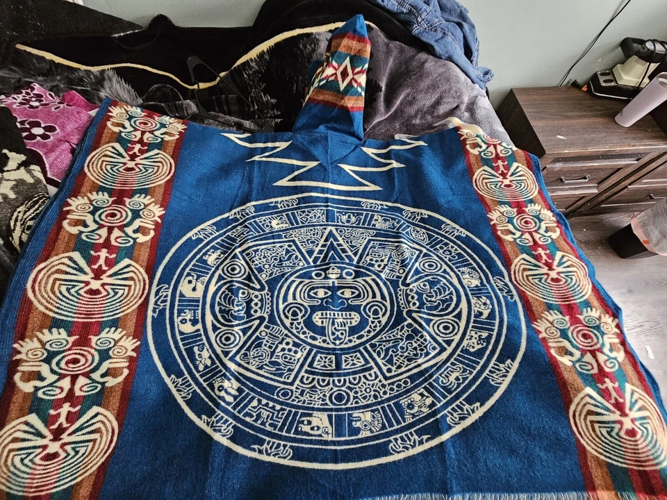 PONCHO, CALENDARIO AZTECA, UNISEX ADULTO, GABAN, Foto 1 de 1