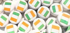 CERAMIC BEADS FLAG IRELAND 21mm ORANGE GREEN WHITE 20pcs - Picture 1 of 1