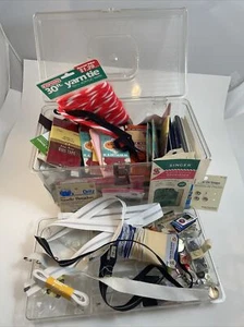 Vintage Plastic Sewing Box Full of Notions 7 x 12" Lots Of Rick Rack And Zippers - Picture 1 of 12