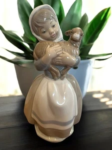 Vintage Nao Lladro Porcelain Figurine - Shepherdess Girl Holding Lamb - 8" Tall - Picture 1 of 8