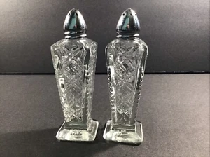 4.5" Pedestal Cut Crystal Salt and Pepper Rare Complete Set Lace N. Y. NICE - Picture 1 of 9