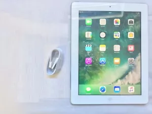 Apple iPad 4th Generation 64GB, Wi-Fi, 9.7in - White - Picture 1 of 1