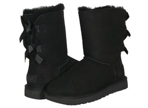 ugg australia black