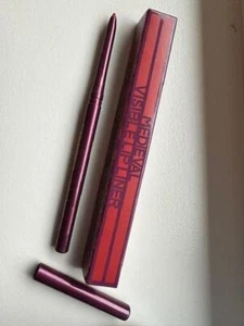 NUEVO EN CAJA LÁPIZ LABIAL Visible Delineador de labios MEDIEVAL 0,012 oz / 0,35 g - Imagen 1 de 1