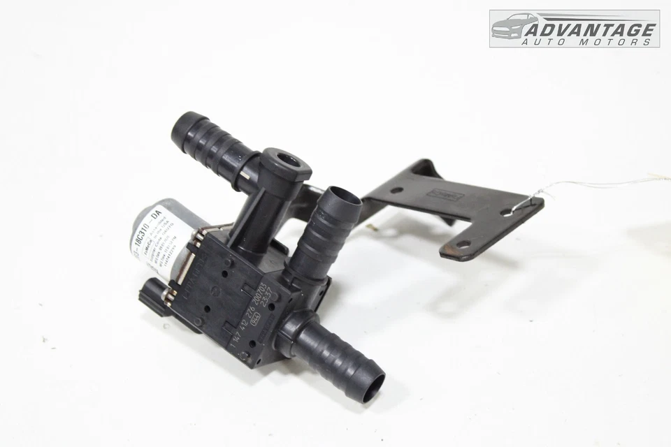 2019-2021 FORD EDGE 2.0L AWD AUXILARY COOLANT WATER PUMP W/ BRACKET OEM - Image 1 of 4