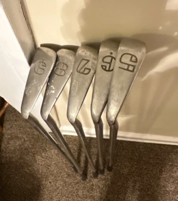 Vintage Spalding Executive Irons Set of 5 Stiff Steel Shafts All Original RH - Image 1 of 4