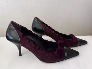 Coach Pumps aus burgundischem Wildleder schwarz Lederabsatz mit Schleife Größe 9 B - Bild 1 von 10