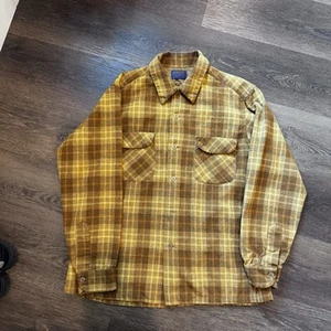 Vintage Men’s Pendleton 100% Virgin Wool Plaid Button Shirt Sz Large Brown Gold - Picture 1 of 10