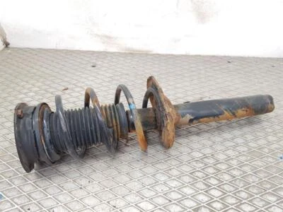 Volkswagen Golf 2015 amortiguador delantero lado del conductor derecho 1,6 diésel CXXB  Foto 1 de 4