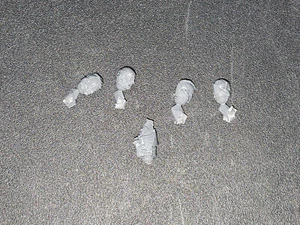 Warhammer 40k Miniatures Adeptus Custodes Custodian Guard Heads Bits Lot, I192 - Picture 1 of 4