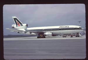 Orig 35mm airline slide Alitalia DC-10-30 I-DYNE - Picture 1 of 1