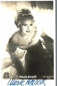 Marte Harell Original Signature On Fbz Card No. 7696 A