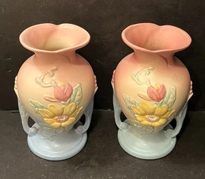 Vintage 1940s Hull Art Pottery #2 Pink/Blue Magnolia Mantle Vase 8-1/2" - 2 - Picture 1 of 13