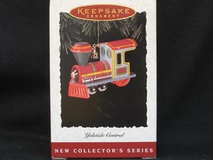 1994 HALLMARK - YULETIDE CENTRAL - 1ST IN YULETIDE CENTRAL SERIES - MINT IN BOX - Picture 1 of 2