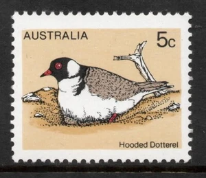 AUSTRALIA 1978 / 80 5c " HOODED DOTTEREL (1st SERIES) " STAMP MNH - Picture 1 of 2