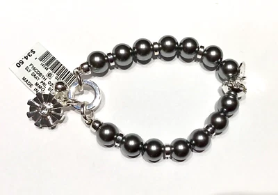 Pulsera elástica Charter Club - Cuentas perlas gris plata - color plata - dijes Foto 1 de 2