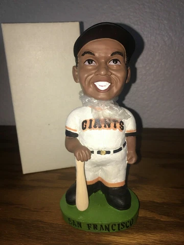 San Francisco Giants SGA1999 Willie Mays Bobblehead Cover