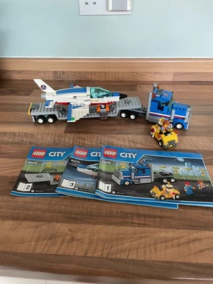 LEGO CITY: Training Jet Transporter (60079) - Image 1 of 3