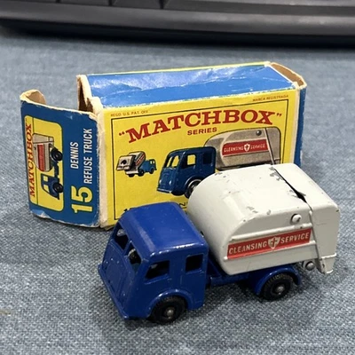 Vintage Lesney 1963 Matchbox no 15 Refuse Truck with damaged box - Image 1 of 4
