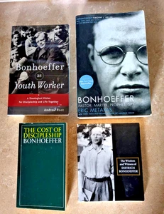 Dietrich Bonhoeffer Lot of 4 Softcovers-- (Philosophy/German/Theology) FAST SHIP - Picture 1 of 2