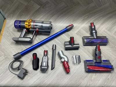 Dyson V11 Animal Vacuum Cleaner V11 Heads, Tools Dock Charger & Wand Ect - Image 1 of 4
