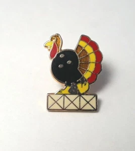 Vintage Turkey Pin Enameled Thanksgiving Fall Autumn Jewelry C. Sanders 1 Inch - Picture 1 of 5