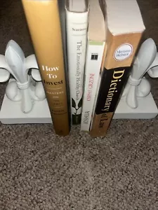 Fleur-De-Lis Distressed White Bookends - Picture 1 of 4
