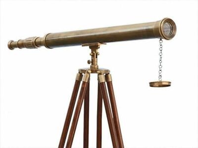 Plancher Marin Antique Nautique De Télescope Se Tenant Avec Le Décor Boisé... • 222.82€