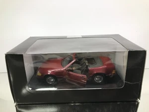 MAISTO MERCEDES BENZ 500SL CABRIOLET -RED METALLIC 1:18- GOOD IN DEALER BOX - Imagen 1 de 6