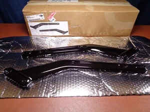 GENUINE ,HARLEY DAVIDSON, FAT BOY, 2018 Up, GLOSS BLACK, REAR FENDER SUPPORTS - Picture 1 of 15