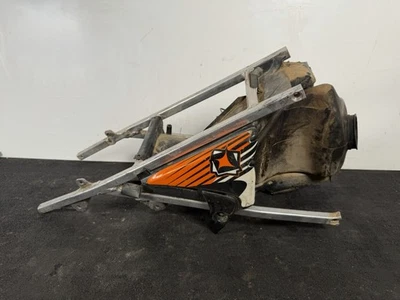 Conjunto de caja de admisión de subchasis trasero 2000-2003 Ktm 125 200 250 300 380 “dañado” Foto 1 de 4