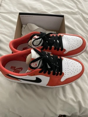 Talla 10 - Air Jordan 1 Retro OG Estrella de Mar Baja W Foto 1 de 4