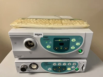 Procesador de video Fujinon VP-4400HD y fuente de luz y teclado XL-4400 Foto 1 de 4