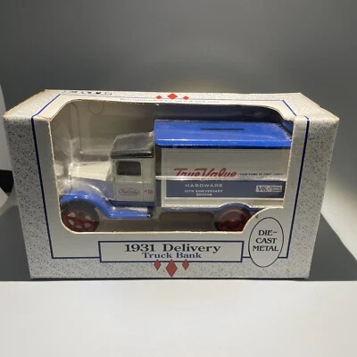 ERTL 1931 Camión de reparto Banco True Value Hardware DieCast 1/34 Vintage NIB Foto 1 de 4