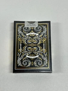 MAGNA CARTA PLATA EDICIÓN DORADA #736/800 CARTAS DE POKER - NUEVAS, SELLADAS - Imagen 1 de 13