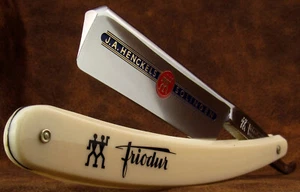 Vintage Straight Razor - Picture 1 of 15