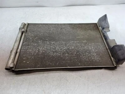 Condensador de aire acondicionado Kia Rio 2013 2014 2015 2016 2017 97606-1W001 Foto 1 de 4