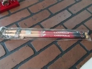 Par de baquetas de madera ARIZONA CARDINALS sin usar ~ con licencia ~ - Imagen 1 de 2