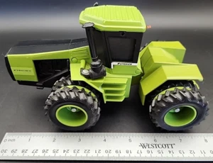 VINTAGE 1/32 STEIGER PANTHER CP-1400 Tractor DIECAST ARTICULATING - Picture 1 of 8