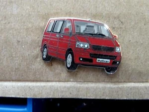 Volkswagen VW Épinglette T5 Multivan Rouge, Très Rare - Imagen 1 de 1