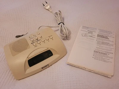 Sony Dream Machine ICF-C233 Radiowecker 90er Jahre Vintage Weiss - Bild 1 von 4