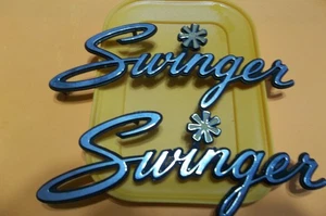 (2) Emblemas Mopar OEM Dodge Swinger 3446102 emblemas - Imagen 1 de 4